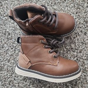 London Fog Boys Chukka Boots Size 7 New Without Tags